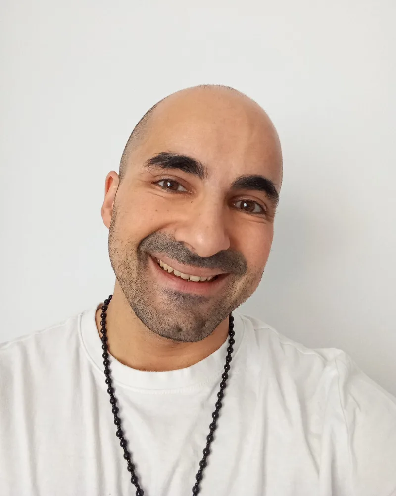 Isi, the developer who helps local businesses grow with practical digital systems